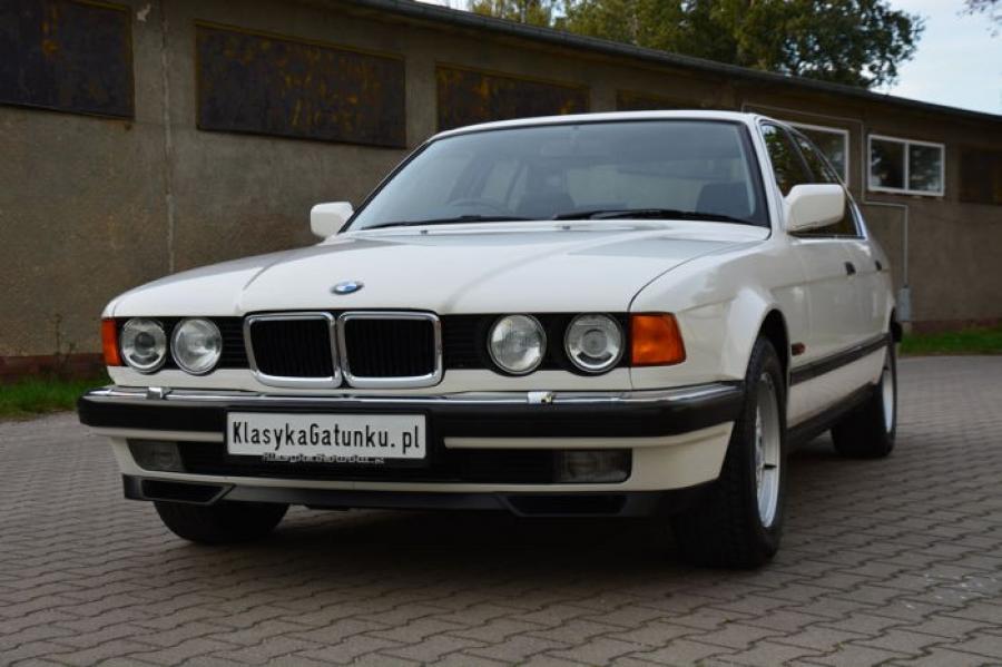  BMW 740i (E32) 1992 года  (UK) (фото 94 из 170)